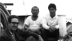 Henry Blackburn and local fishermen, Ushibuka harbor